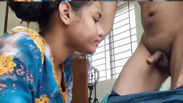 Desi Housewife Sucking Dick & Fucking in Doogy Style