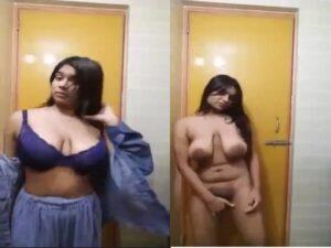 Big Tits Desi Girl Nude & Pussy Fingering MMS
